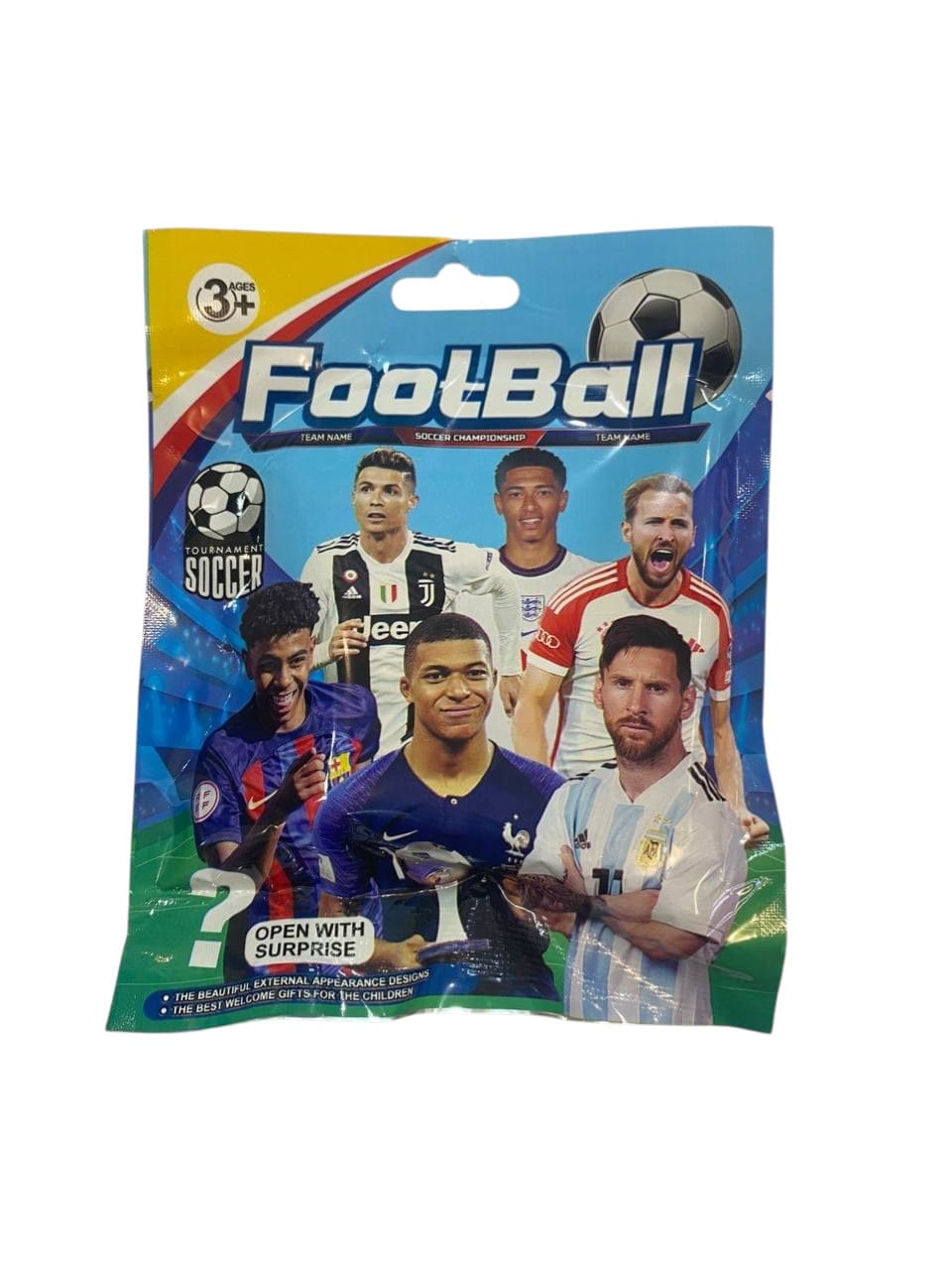 Брелок футболист с картами иг373